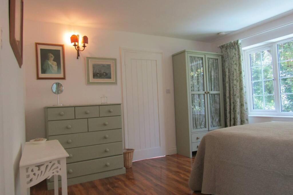 Lovely Spacious Cottage Near The Coast St Austell Esterno foto