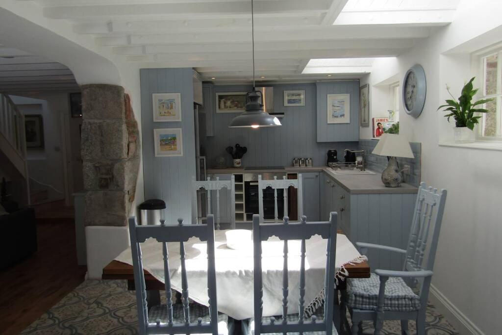 Lovely Spacious Cottage Near The Coast St Austell Esterno foto